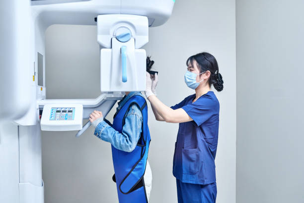 Best Weekend Emergency Dental Services in Baywood Park, CA